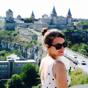 Meet your Posher, Claire